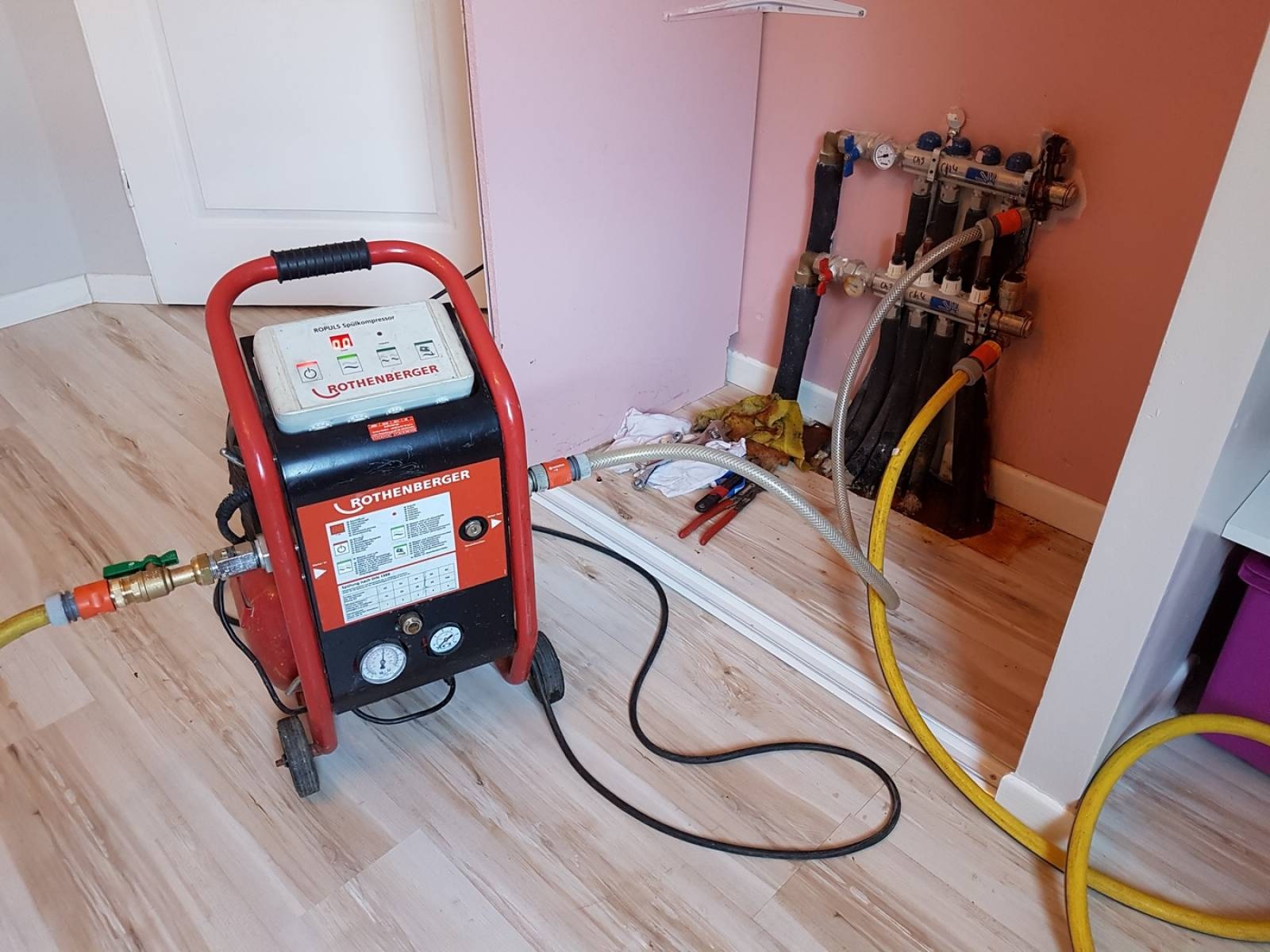 Petrol İş Vaillant Hermetik Şofben Kombi Bakımı